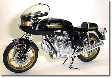 外国製バイクのプラモ